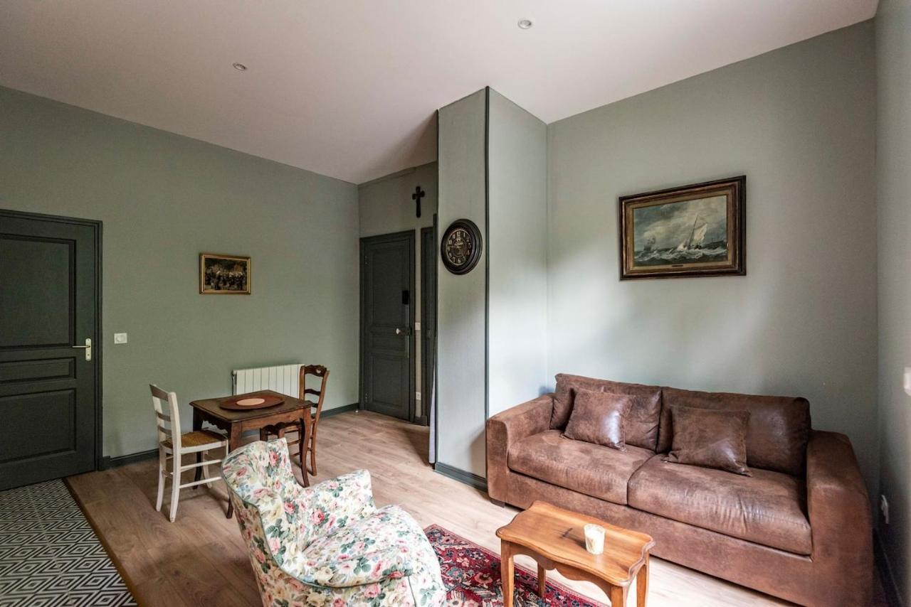 Suites Du General Leclerc Reims Buitenkant foto